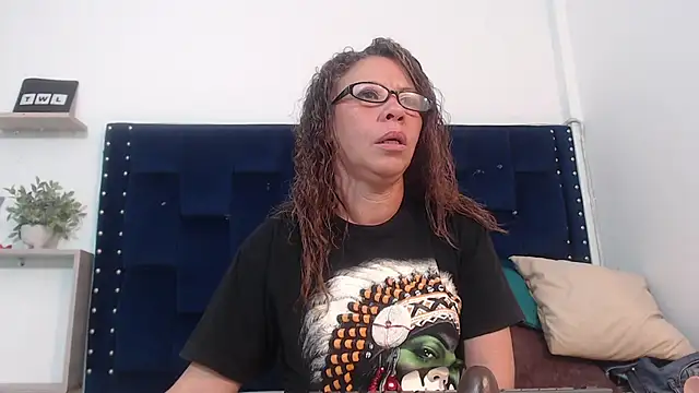 Snapshot of ARTEMIZA_LOVE_ chatting on 18, 2, 2025 ARTEMIZA LOVE online show from 18, 2, 2025