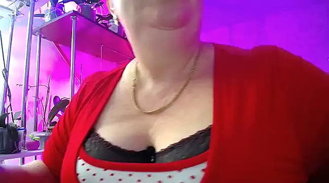 Snapshot of _Sweet_Woman chatting on 12, 1, 2025 Sweet Woman online show from 12, 1, 2025