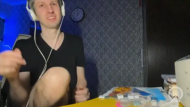 Aki-Laky online show from 3, 3, 2026