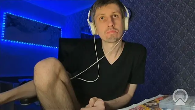 Aki-Laky online show from 12, 4, 2026