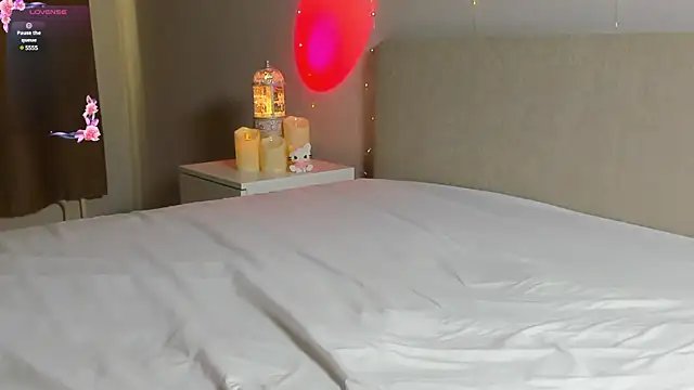 Emmanuelleee online show from 16, 3, 2025