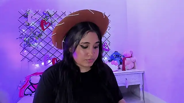 melyescobar online show from 2, 3, 2025