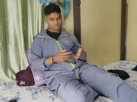 Snapshot of loveboyrp chatting on 25, 2, 2025 loveboyrp online show from 25, 2, 2025