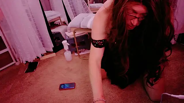 Snapshot of NinasNylonz chatting on 11, 11, 2025 NinasNylonz online show from 11, 11, 2025