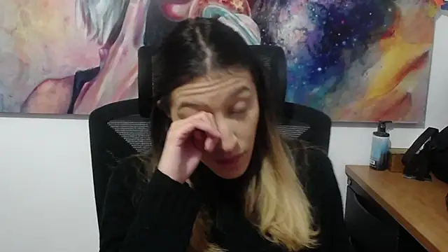 FULL TENTATION  online show from 1, 4, 2026