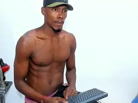 Snapshot of Darick_brown chatting on 12, 2, 2025 Darick brown online show from 12, 2, 2025