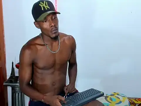 Snapshot of Darick_brown chatting on 17, 2, 2025 Darick brown online show from 17, 2, 2025