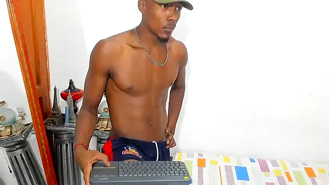 Snapshot of Darick_brown chatting on 5, 3, 2025 Darick brown online show from 5, 3, 2025