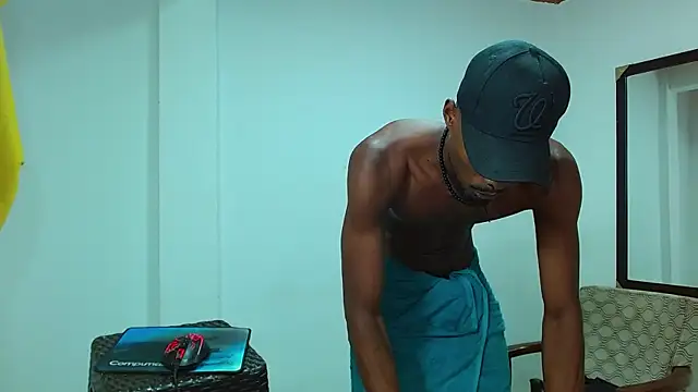 Snapshot of Darick_brown chatting on 11, 10, 2025 Darick brown online show from 11, 10, 2025