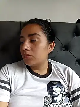 Snapshot of Hellen_Alex chatting on 17, 12, 2024 Hellen Alex online show from 17, 12, 2024