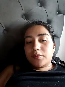 Snapshot of Hellen_Alex chatting on 17, 12, 2024 Hellen Alex online show from 17, 12, 2024