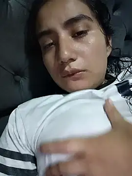 Snapshot of Hellen_Alex chatting on 18, 12, 2024 Hellen Alex online show from 18, 12, 2024