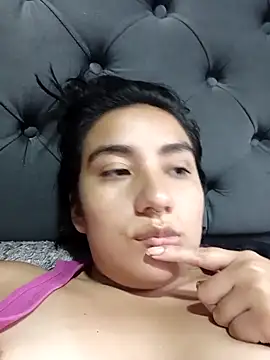 Snapshot of Hellen_Alex chatting on 6, 3, 2025 Hellen Alex online show from 6, 3, 2025