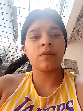 Snapshot of naughty-girl01 chatting on 21, 1, 2025 naughty-girl01 online show from 21, 1, 2025