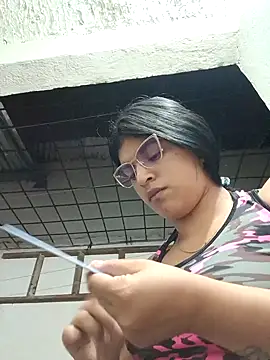 Snapshot of naughty-girl01 chatting on 3, 2, 2025 naughty-girl01 online show from 3, 2, 2025