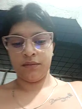 Snapshot of naughty-girl01 chatting on 6, 3, 2025 naughty-girl01 online show from 6, 3, 2025