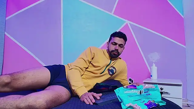 max ashley mds online show from 16, 4, 2026