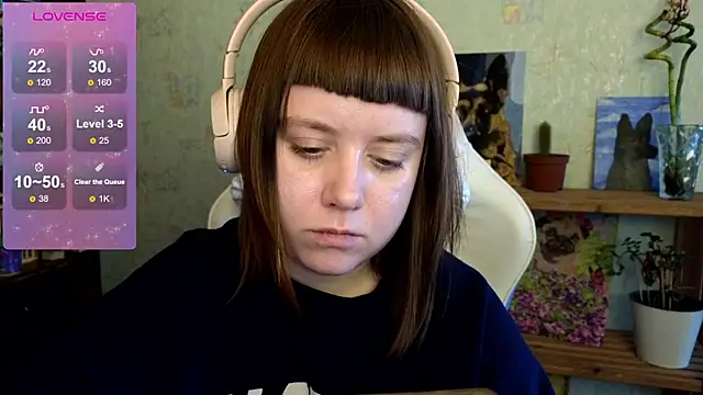 June shy0 online show from 31, 1, 2025