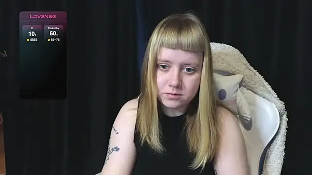 June shy0 online show from 23, 11, 2025