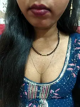 Snapshot of Sharmila-Singh chatting on 17, 4, 2026 Sharmila-Singh online show from 17, 4, 2026