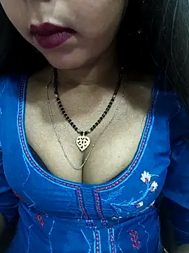 Snapshot of Sharmila-Singh chatting on 18, 4, 2026 Sharmila-Singh online show from 18, 4, 2026