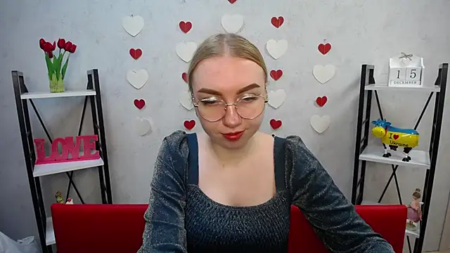 Snapshot of BeatriceFly chatting on 15, 12, 2024 BeatriceFly online show from 15, 12, 2024