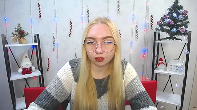 Snapshot of BeatriceFly chatting on 30, 12, 2024 BeatriceFly online show from 30, 12, 2024