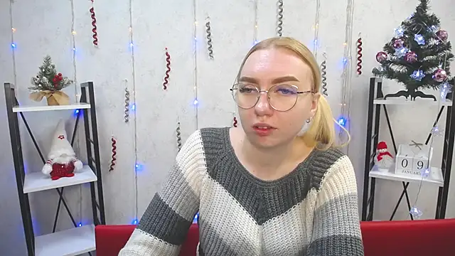 Snapshot of BeatriceFly chatting on 9, 1, 2025 BeatriceFly online show from 9, 1, 2025