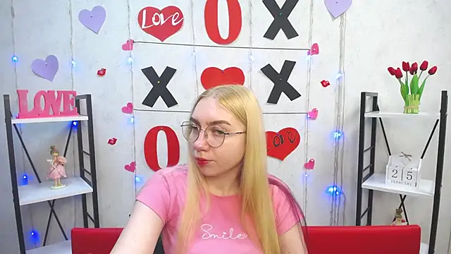 Snapshot of BeatriceFly chatting on 25, 2, 2025 BeatriceFly online show from 25, 2, 2025