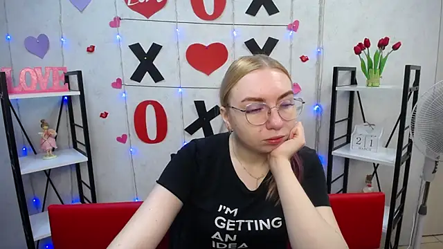 Snapshot of BeatriceFly chatting on 22, 3, 2025 BeatriceFly online show from 22, 3, 2025