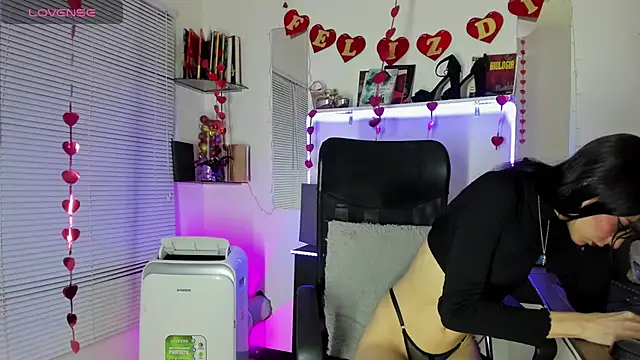 YUKIODAVIS online show from 21, 2, 2025