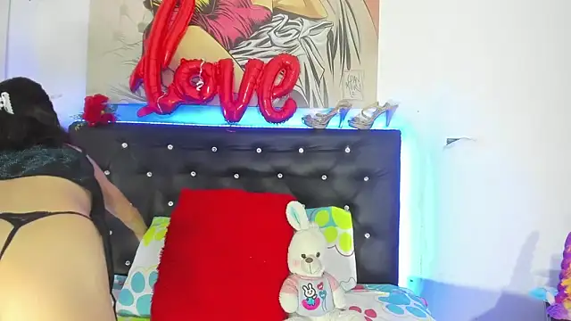 YUKIODAVIS online show from 26, 9, 2025