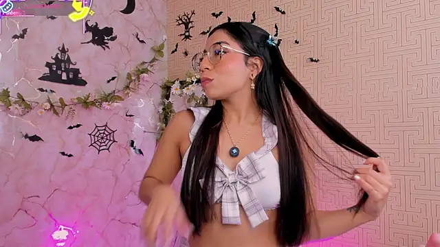 Mia Gothzx online show from 15, 10, 2025