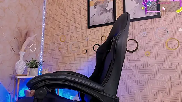 Mia Gothzx online show from 4, 3, 2026