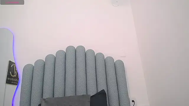 Snapshot of iniyalaboni chatting on 27, 2, 2025 iniyalaboni online show from 27, 2, 2025
