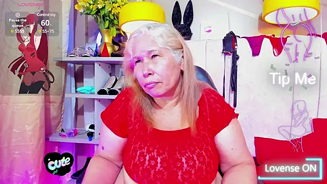 girl amada online show from 7, 3, 2025