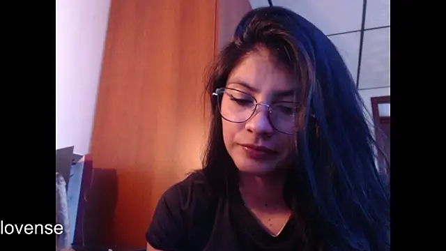 Snapshot of hanna_beili chatting on 28, 7, 2026 hanna beili online show from 28, 7, 2026
