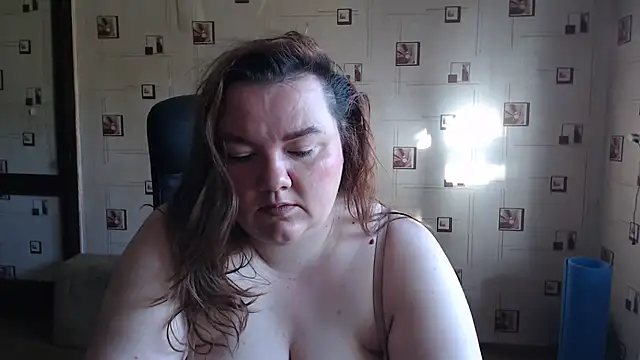 Snapshot of TasyaBigTTs chatting on 22, 6, 2026 TasyaBigTTs online show from 22, 6, 2026