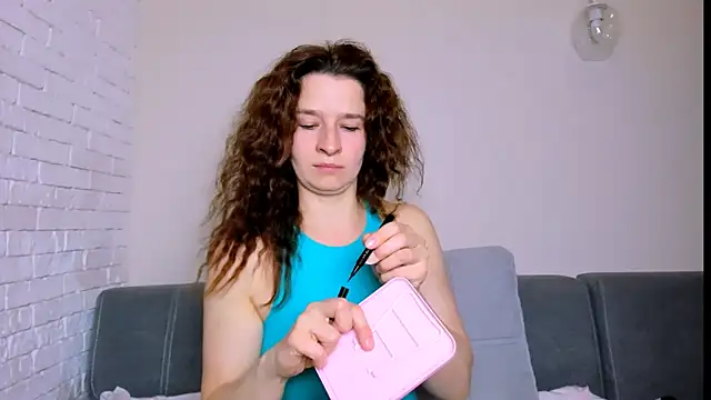 Clear Angel online show from 6, 11, 2025