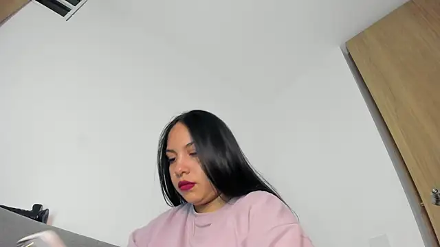 Snapshot of emiily15__ chatting on 20, 7, 2026 emiily15 online show from 20, 7, 2026