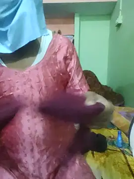 Snapshot of iaparna chatting on 19, 12, 2025 iaparna online show from 19, 12, 2025