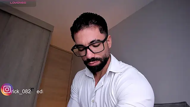 edrick walton1 online show from 23, 2, 2025