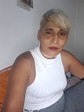 Goodgirlsue 77 online show from 3, 2, 2026