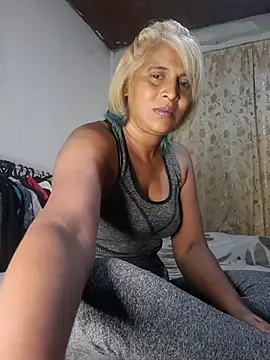 Goodgirlsue 77 online show from 13, 4, 2026