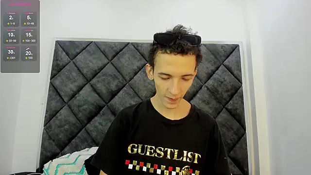 Snapshot of Maisondavis_ chatting on 16, 12, 2024 Maisondavis online show from 16, 12, 2024