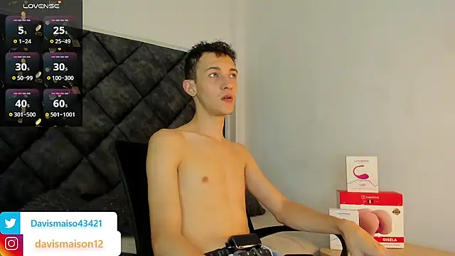 Snapshot of Maisondavis_ chatting on 20, 1, 2025 Maisondavis online show from 20, 1, 2025