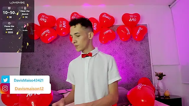 Snapshot of Maisondavis_ chatting on 14, 2, 2025 Maisondavis online show from 14, 2, 2025