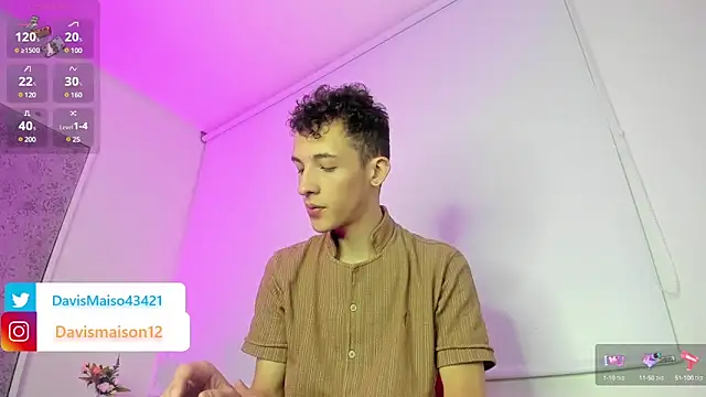 Snapshot of Maisondavis_ chatting on 15, 3, 2025 Maisondavis online show from 15, 3, 2025