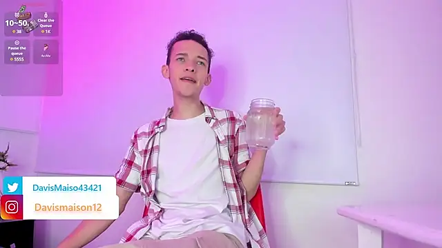 Snapshot of Maisondavis_ chatting on 20, 3, 2025 Maisondavis online show from 20, 3, 2025