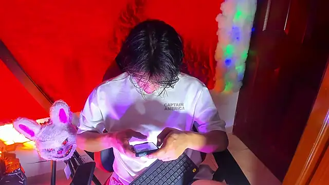 LilOwen  online show from 7, 2, 2026